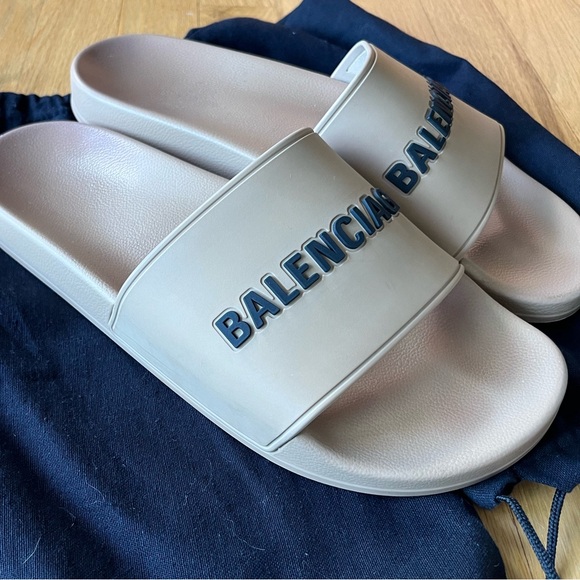 Men's Balenciaga pool slides size 10 - Picture 2 of 5